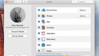 1. iCloud'da oturum açın