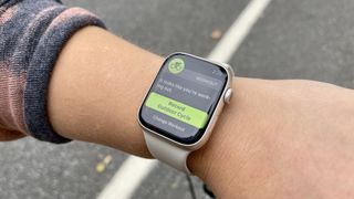 Apple Watch 7 egzersiz testi açık havada bisiklete binme otomatik izleme