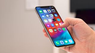 iPhone uygulamaları nasıl kapatılır