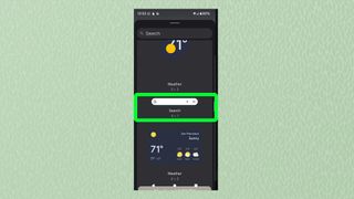 Arama çubuğu vurgulanmış olarak Google widget'ları menüsünü gösteren Android'den bir ekran görüntüsü