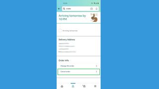 Mobil cihazda bir Amazon siparişi nasıl iptal edilir 3. adım: Siparişe dokunun, ardından aşağı kaydırın ve Siparişi iptal et'e dokunun