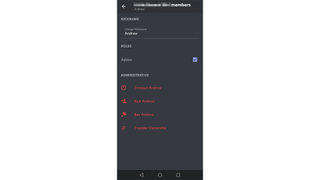 Bir kullanıcıyı Android için Discord'da yönetici yapma