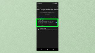 Hey Google vurgulanmış olarak Hey Google ve Voice Match menüsünü gösteren bir Android ekran görüntüsü