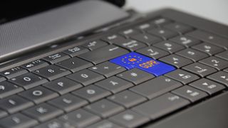 Klavyenin enter tuşundaki GDPR ikonografisi