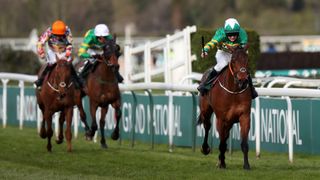 Rachael Blackmore, Aintree Grand National'da 'Minella Times'da kazanmak için yarışıyor