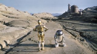 R2-D2 ve C-3PO ile Star Wars sahnesi