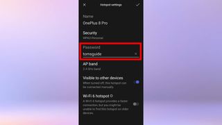 Android'de bir Wi-Fi ortak erişim noktası parolasının nasıl ayarlanacağını gösteren bir ekran görüntüsü