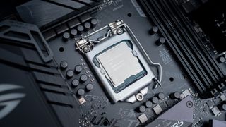 Intel Core i9-9900K (Resim Kredisi: TechRadar)