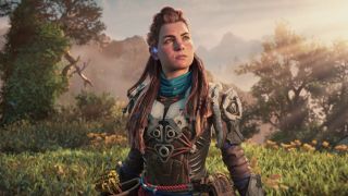 Aloy, Horizon Forbidden West'te mesafeye bakıyor