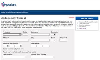 Experian ile kredinizi nasıl dondurabilirsiniz: Experian kredi dondurma talebinde bulunmak için doldurmanız gereken çevrimiçi formun bir detayı.