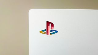 Bu üç dakikalık değişiklikle PS5'inize retro bir görünüm kazandırın