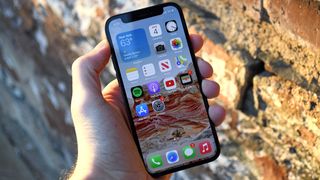 iPhone'da Yüksek Çözünürlüklü müzik nasıl çalınır