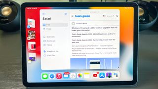 iPadOS 16'da Sahne Yöneticisi